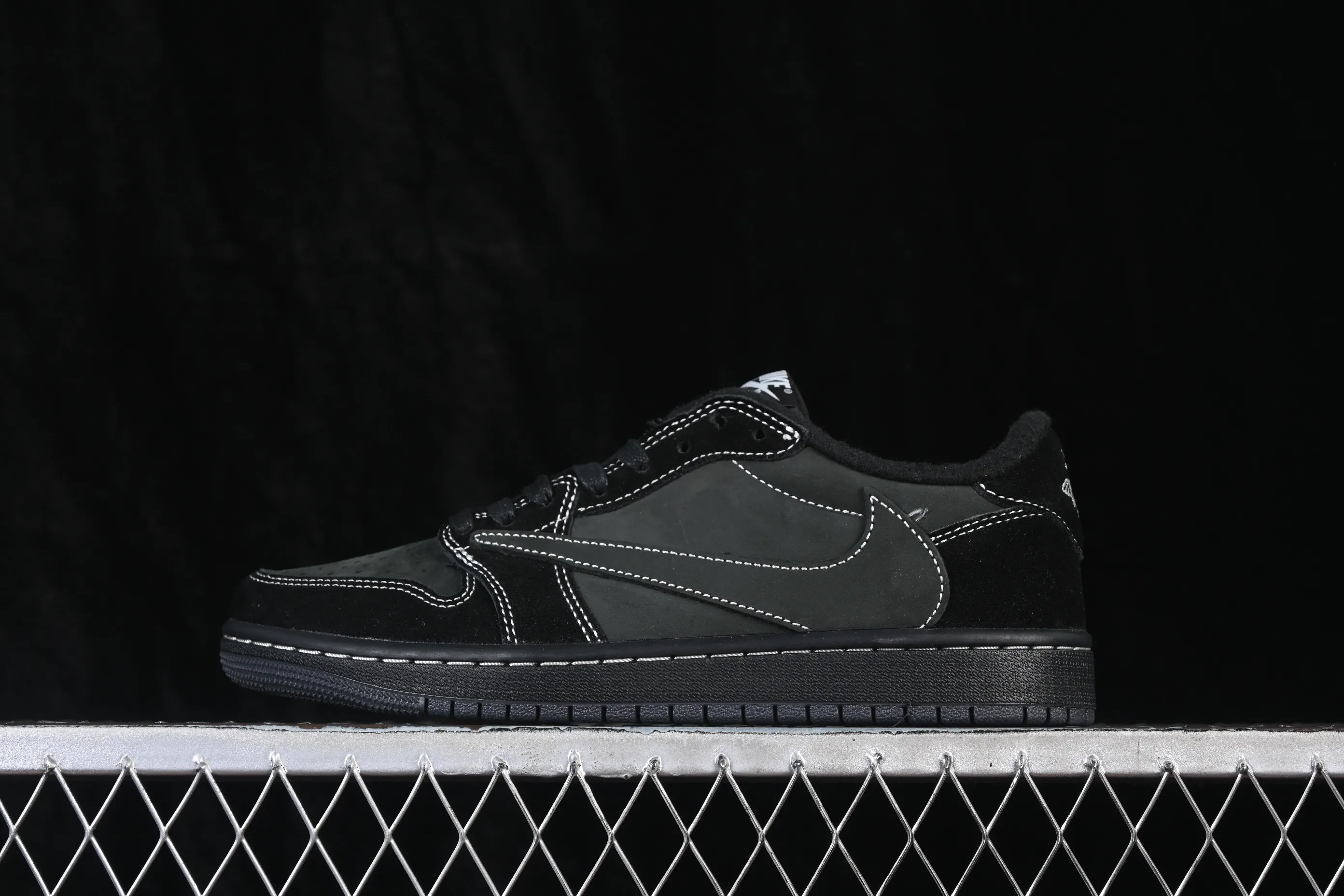 All categories Air Jordan Jordan series basketball shoes Air Jordan 1 Low ZG version Travis Scott x Air Jordan 1 Low OG AJ1 Joe 1 undercut low top full head layer DM7866-001